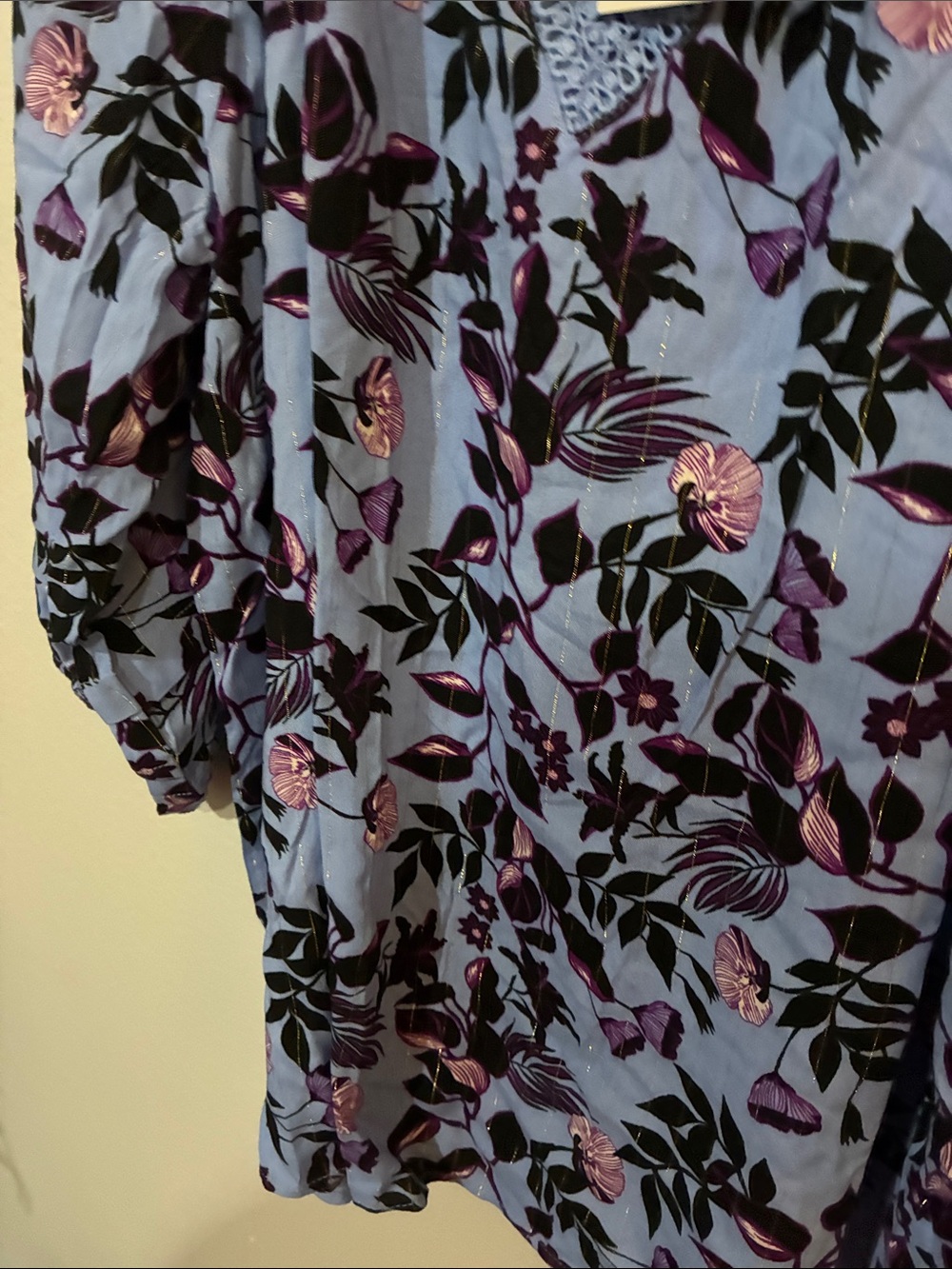 Light Blue Floral Smocked Neck Tunic Top by Como Blu - Picture 6 of 9